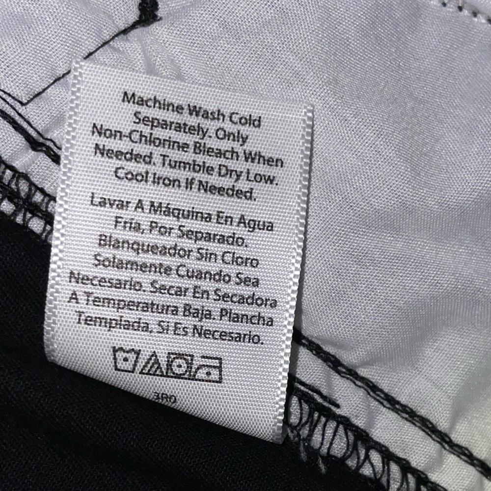 ☀️NWT Men's Gray and Black Shorts - Picture 8 of 9